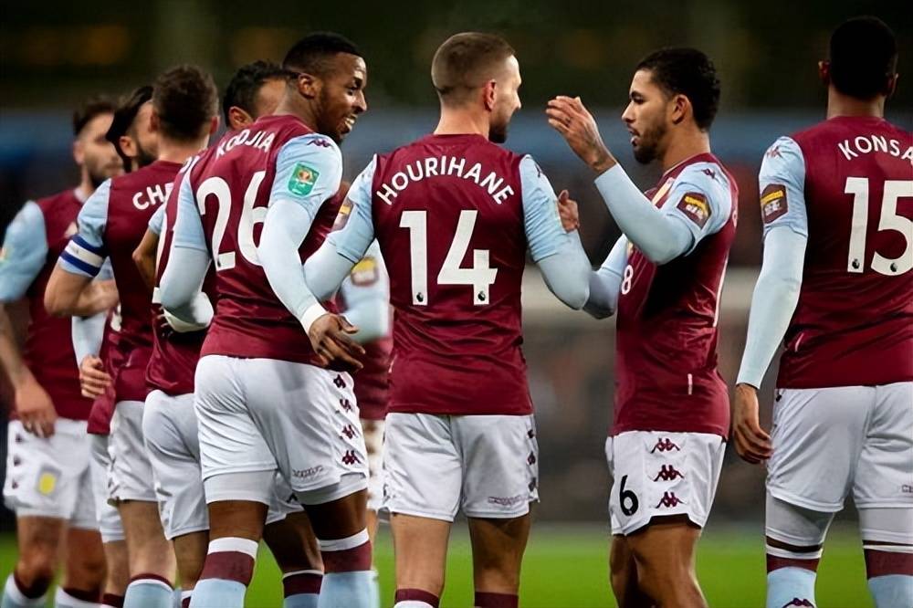 镜报：麦克托米奈上赛季意甲收官战亲签球衣成交价超2.4万欧（镜报称：麦克托米奈上赛季意甲末轮亲签球衣拍卖价超2.4万欧）