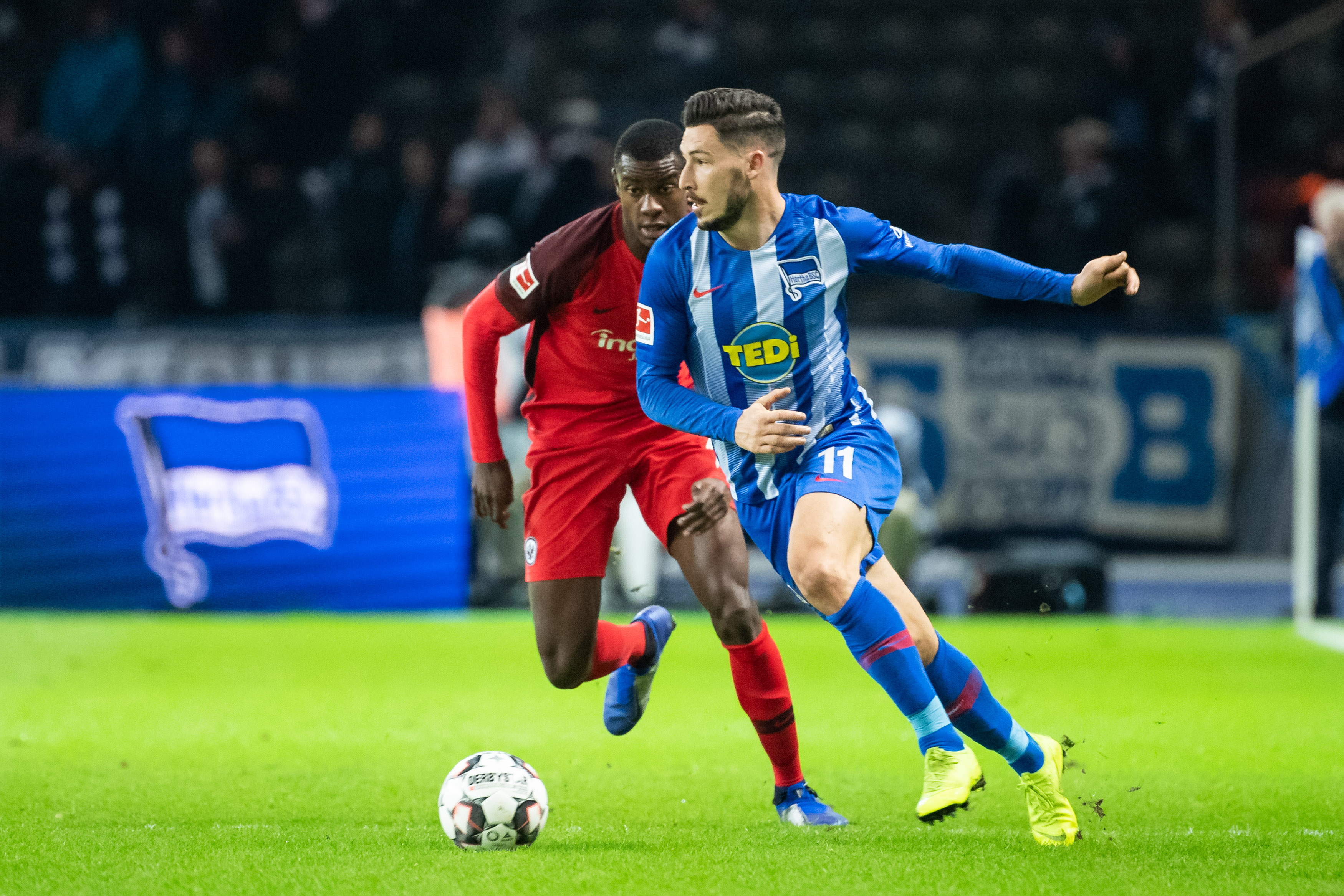 观察：和AC米兰传出绯闻的18岁昂热前锋谢里夫（18岁昂热锋线新星谢里夫与AC米兰传出转会绯闻）