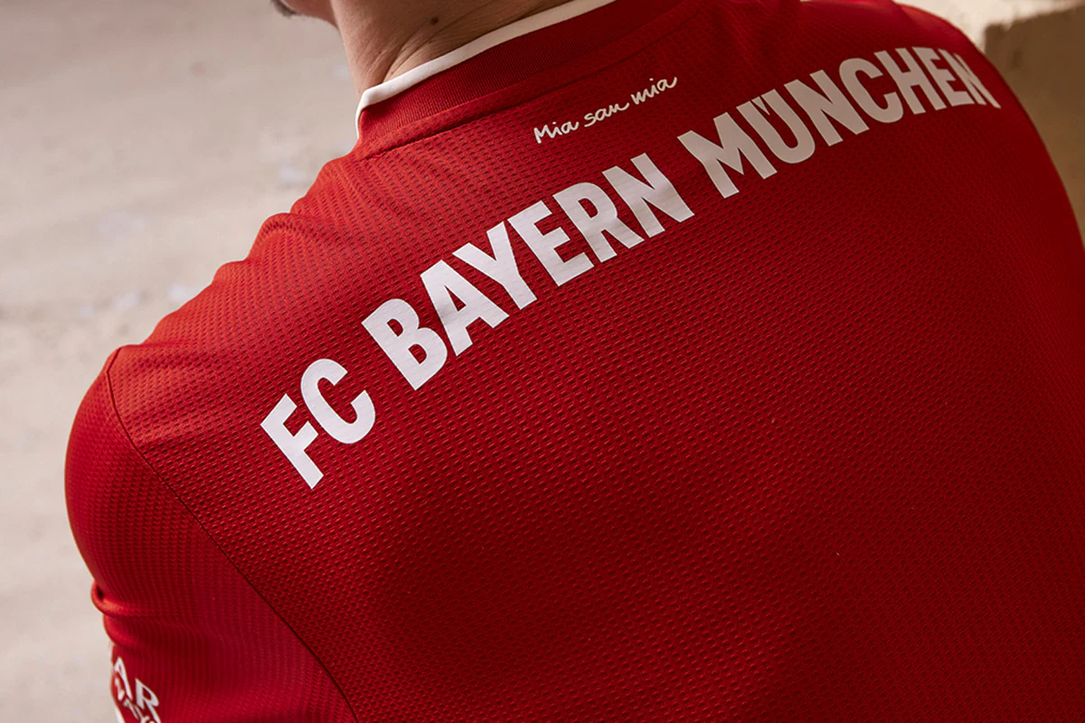 孔多比亚：很高兴能重新回归赛场，说唱是我的爱好之一（孔多比亚：重回绿茵倍感欣喜，说唱是我的兴趣之一）