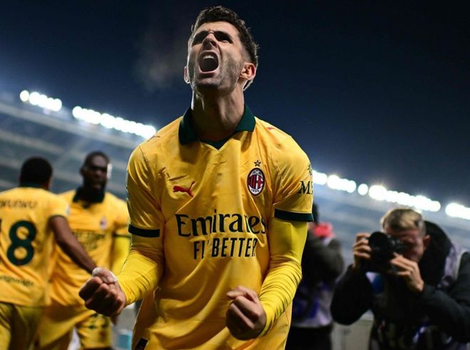 身边人都在享受美食美酒，英格兰职业球员如何过圣诞节？（他人尽享美食美酒，英格兰职业球员的圣诞如何度过？）