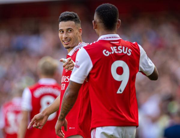 里程碑！拉什福德完成职业生涯第100次助攻（拉什福德达成生涯第100次助攻）