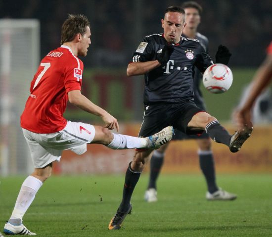 朗尼克：这是欧洲杯后最重要的一场比赛，要专注于这90分钟（朗尼克：欧洲杯后最关键一战，必须全神贯注打好这90分钟）