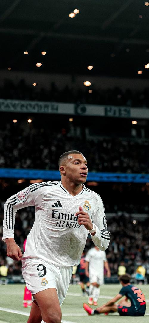 因凡蒂诺：我希望梅西能第六次参加世界杯，这将让所有人高兴