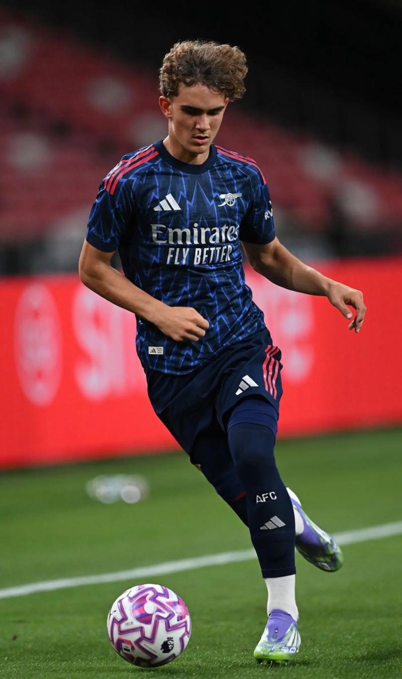 弗拉格：在比赛中保持领先感觉太棒了，我喜欢和瑞恩一起打球（弗拉格：领先的感觉真棒，我很享受与瑞恩并肩作战）