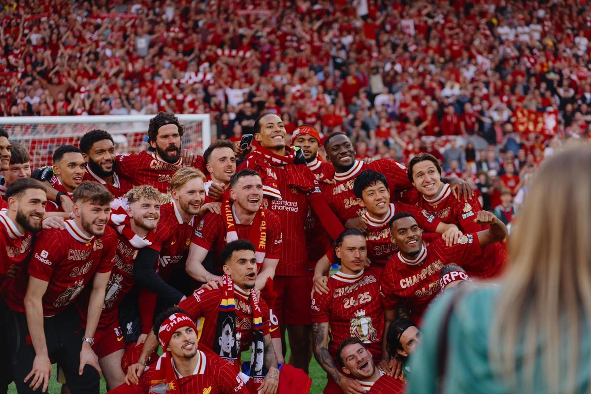 足球报：铜梁龙将在今日官宣刘建业担任新帅（《足球报》：铜梁龙今日官宣刘建业出任主教练）