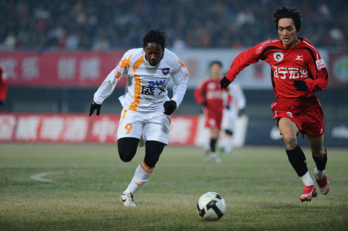 18个失误！乌度卡：中场时我强调过要保护球，结果下半场更糟（18次失误！乌度卡无奈：中场强调保护球，下半场反而更差）