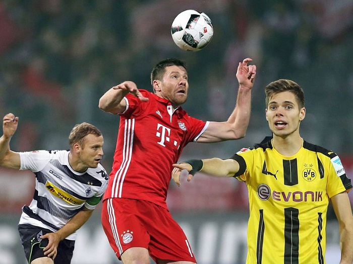 皇马1.5亿新星入选大名单！18岁天才中卫获首次征召，利物浦多特疯抢皇马死活不卖（18岁天才中卫首入皇马大名单：1.5亿新星遭利物浦、多特竞逐，皇马坚决留人）