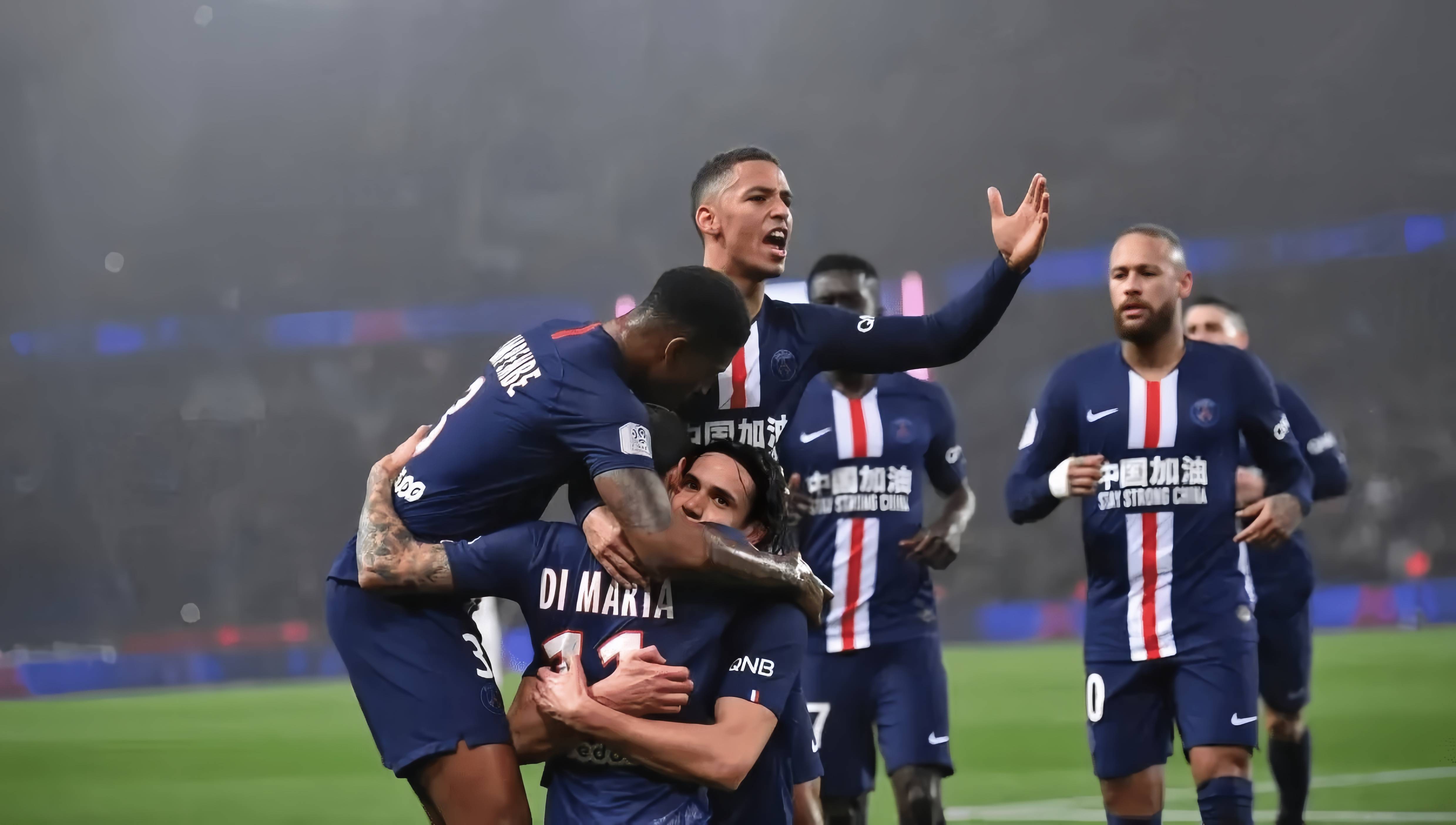 里夫斯：我和浓眉的感情很深，他是我能走到今天的重要原因