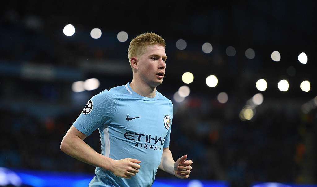 巴西队在阿森纳基地训练，安切洛蒂与阿尔特塔会面并合影