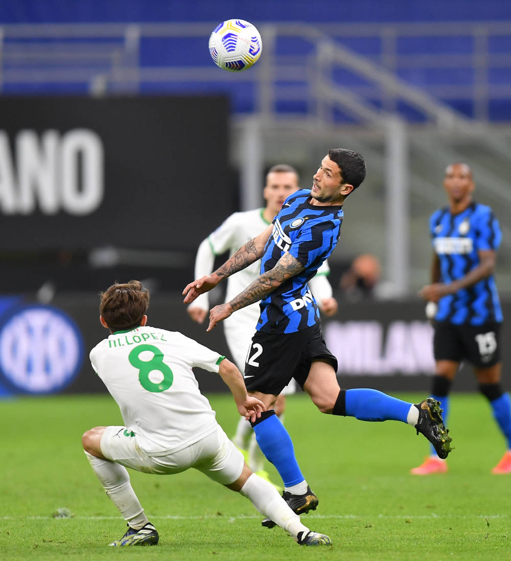 战绩碾压，欧冠4轮战罢，英超球队面对西甲球队取得7胜1负（英超压制西甲：欧冠前四轮交锋7胜1负）