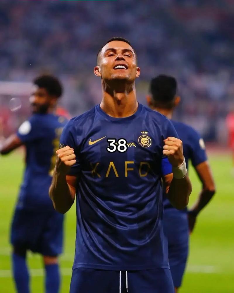 西汉姆联苦主！哈兰德6战狂轰9球，今晚能否再发威？（西汉姆克星哈兰德：6战9球，今晚还能再度发威吗？）